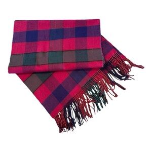 SEVILE ROW, MENS BUFFALO CHECK SCARF WITH FRINGE. 100% ACRYLIC. GREEN/RED/BLUE.